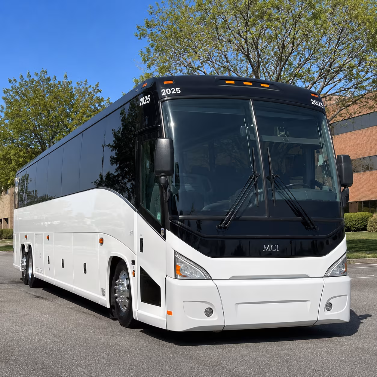 employee shuttle buses along the goleta and hollister avenue tech corridor