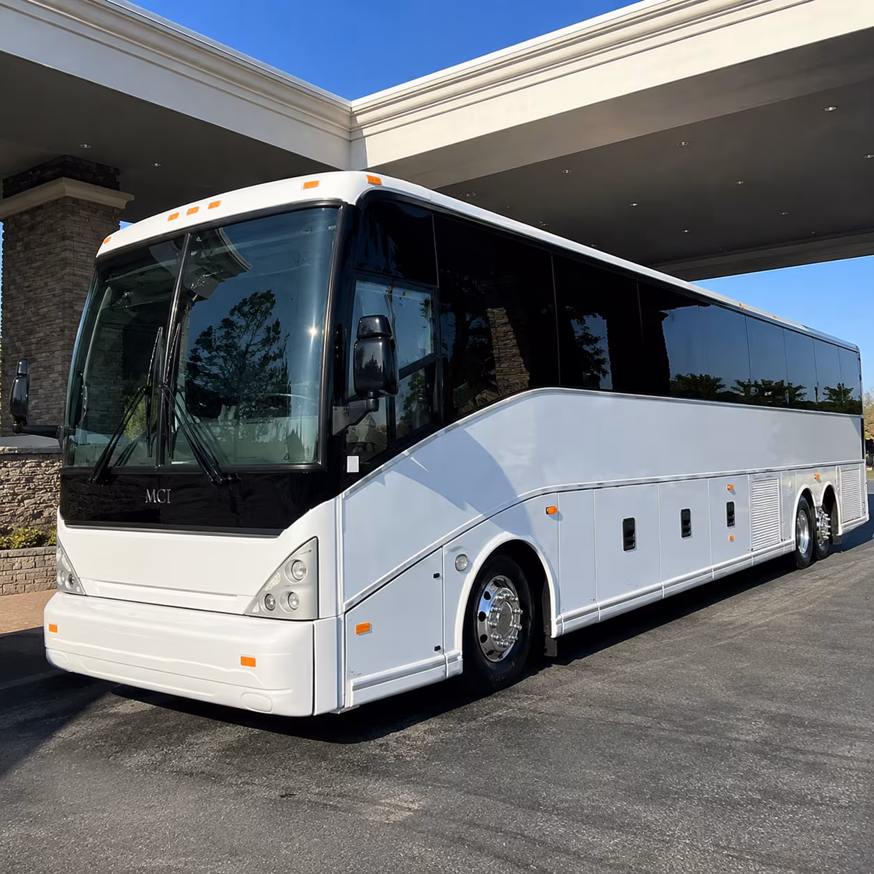 ucsb and goleta group shuttles to santa barbara airport